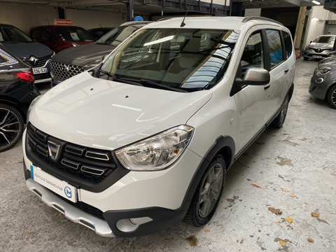 Dacia Lodgy 1.6 ECO-G 100CH STEPWAY - APPLE CAR PLAY - 1ERE MAIN 2020 occasion HOUILLES 78800