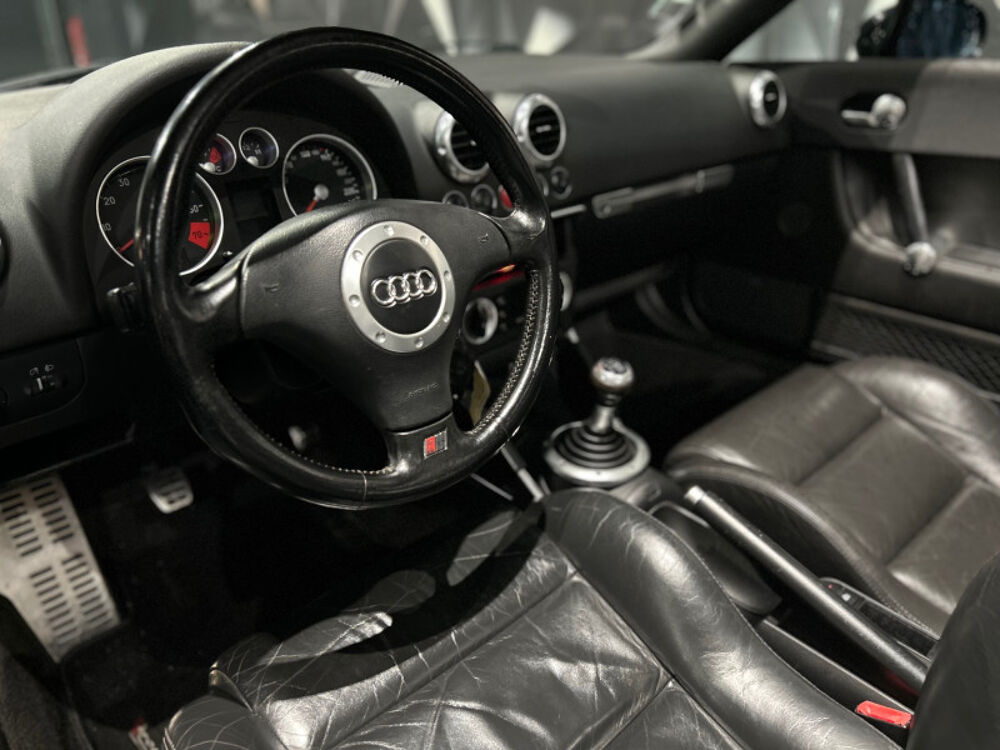 TT 1.8 T 180CH 2000 occasion 63170 Aubi&egrave;re