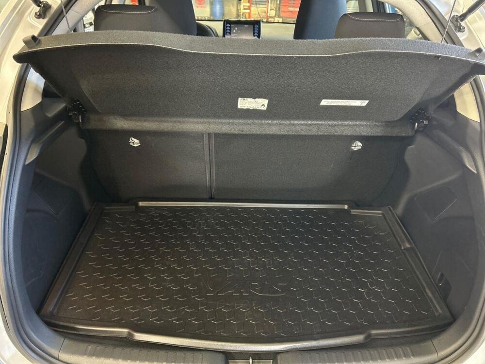 Yaris 116h Dynamic 5p MY22 2023 occasion 13290 Les Milles
