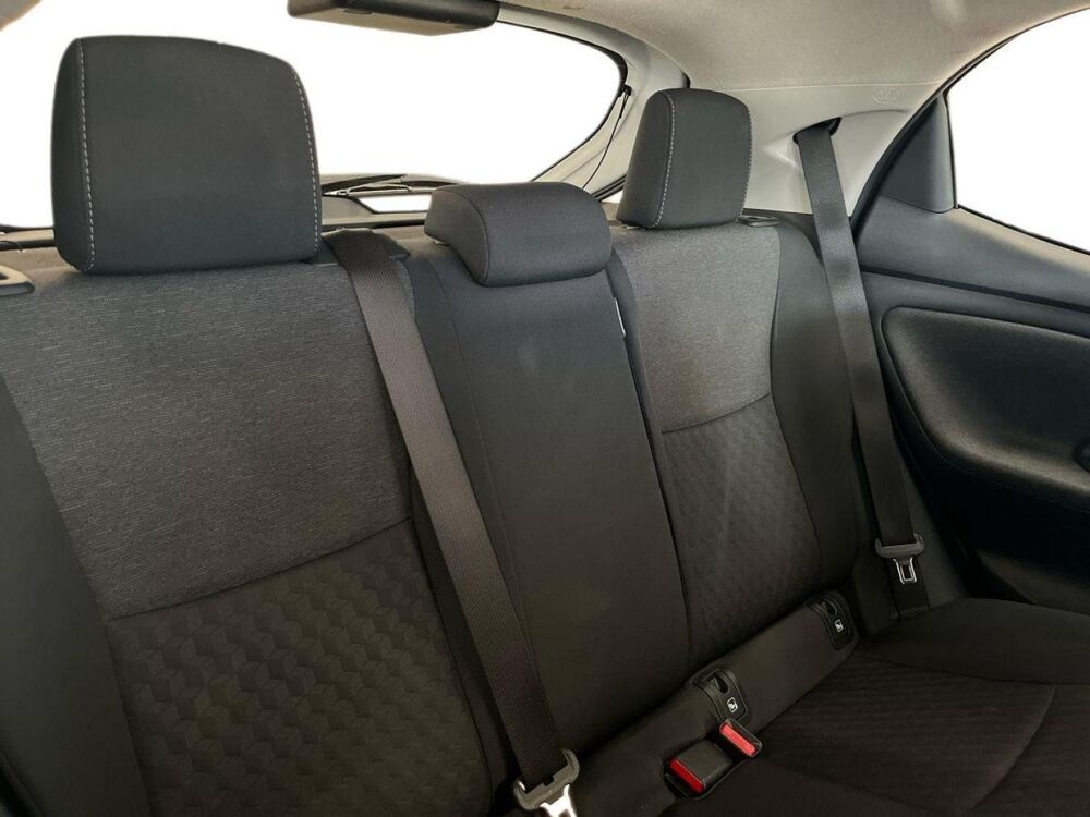 Yaris 70 VVT-i Design 5p MY22 2022 occasion 84120 Pertuis