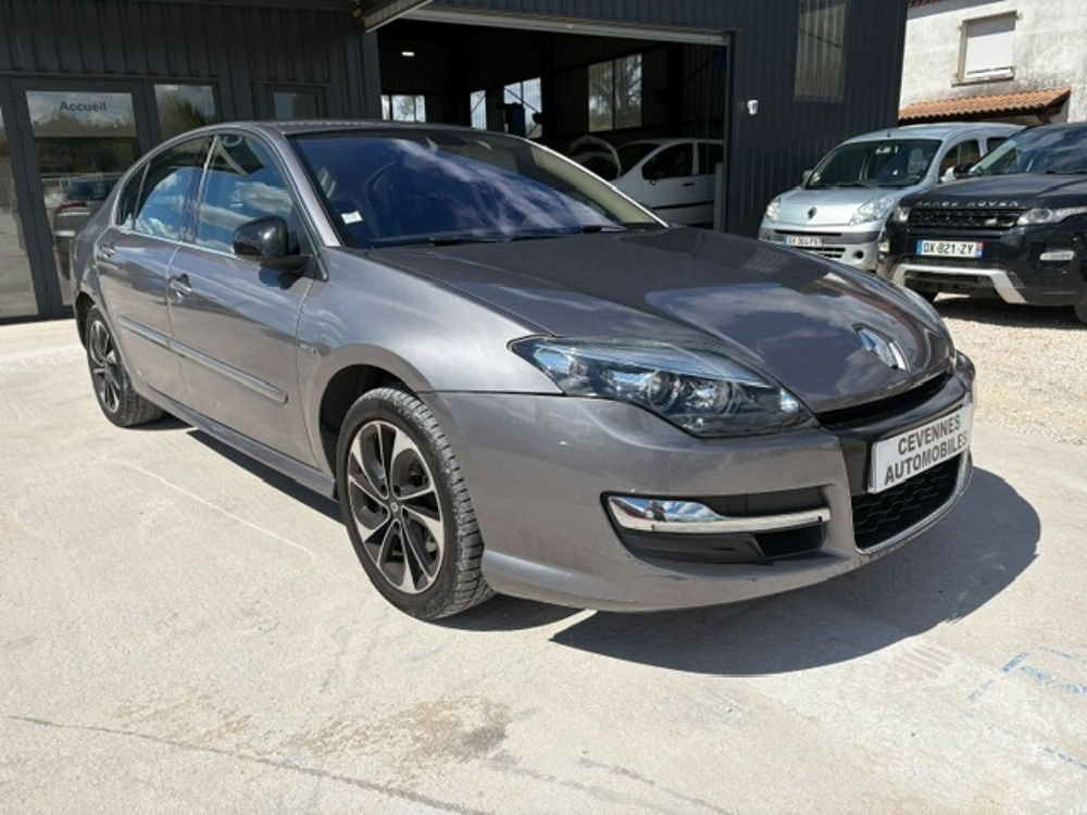Laguna III 2.0 DCI 130CH ENERGY BOSE EDITION ECO&sup2; 2014 occasion 30360 V&eacute;z&eacute;nobres
