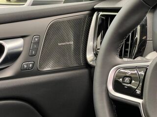 V60 T6 AWD 350 ch Ultra Style Chrome Geartronic 8 2026 occasion 91200 Athis-Mons