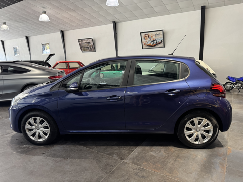 208 82CH ACTIVE 5P 21000 KM 1*MAIN 2016 occasion 12000 RODEZ