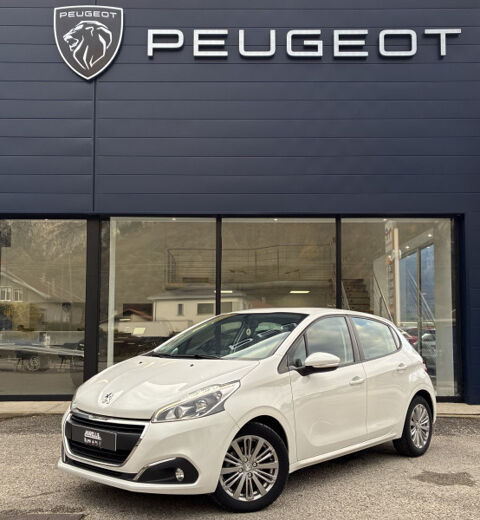 Peugeot 208 1.2 ESSENCE 82CH E6.C SIGNATURE 5P 2019 occasion ECHIROLLES 38130