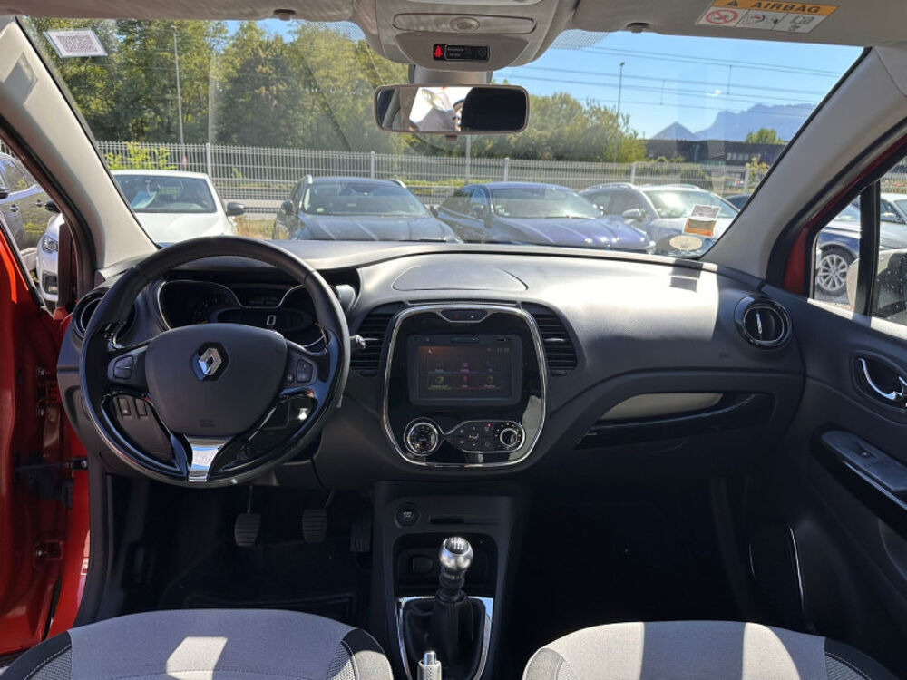Captur 1.5 DCI 110CH INTENS EURO6 2016 / distribution ok 2028 / SUI 2016 occasion 38130 ECHIROLLES