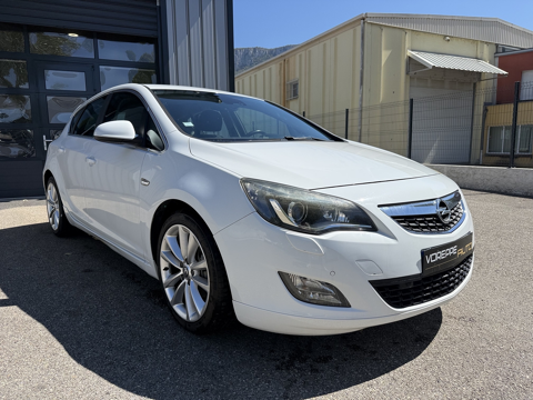 Astra 1.6 TURBO SPORT/ CRITAIR 2 / DISTRIBUTION VIDANGE PNEUS AV 2011 occasion 38340 Voreppe