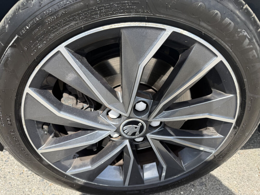 Rapid 1.6 TDI 105CH CR FAP GREENTEC TOUR DE FRANCE 2015 occasion 31140 Aucamville
