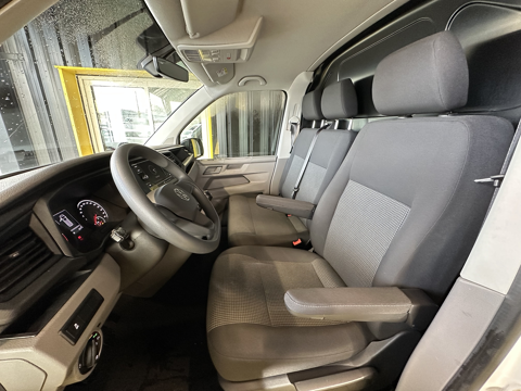Transporter 2.8T L1H1 2.0 TDI 90CH BUSINESS LINE 2021 occasion 56530 Qu&eacute;ven