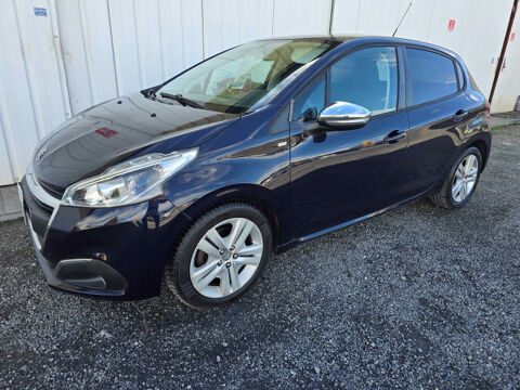 Peugeot 208 1.6 BLUEHDI 100CH STYLE 5P 2017 occasion Serres-Castet 64121