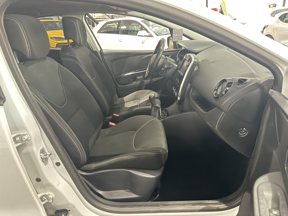 Clio IV 1.5 DCI 75CH BUSINESS 2015 occasion 12000 RODEZ