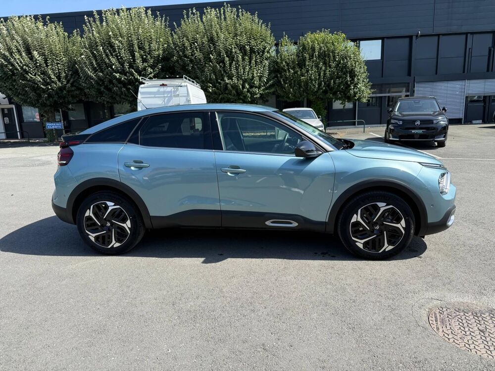 C4 PureTech 130ch S&S Shine EAT8 2023 occasion 24750 Tr&eacute;lissac