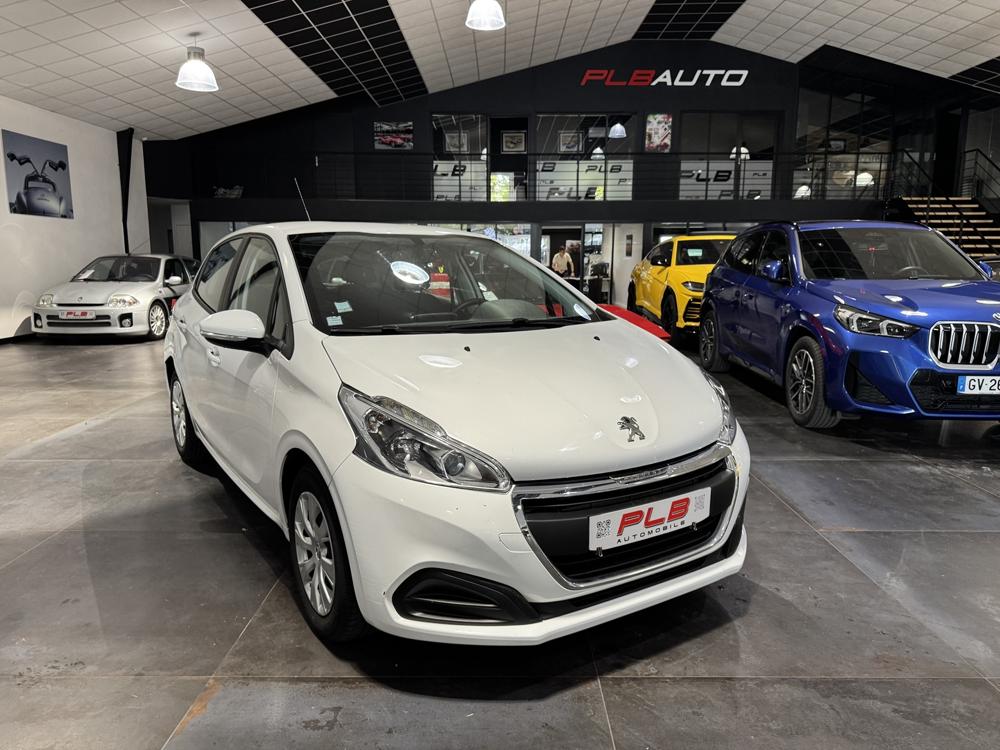 208 ESSENCE 82CH ACTIVE 5P PLB AUTO 2015 occasion 12000 RODEZ