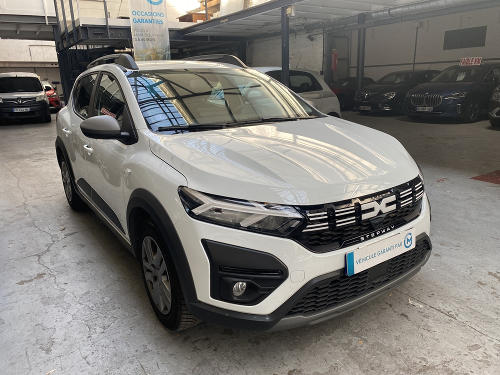 Sandero 1.0 ECO-G 100CH STEPWAY EXPRESSION- CARPLAY 2023 occasion 78800 HOUILLES