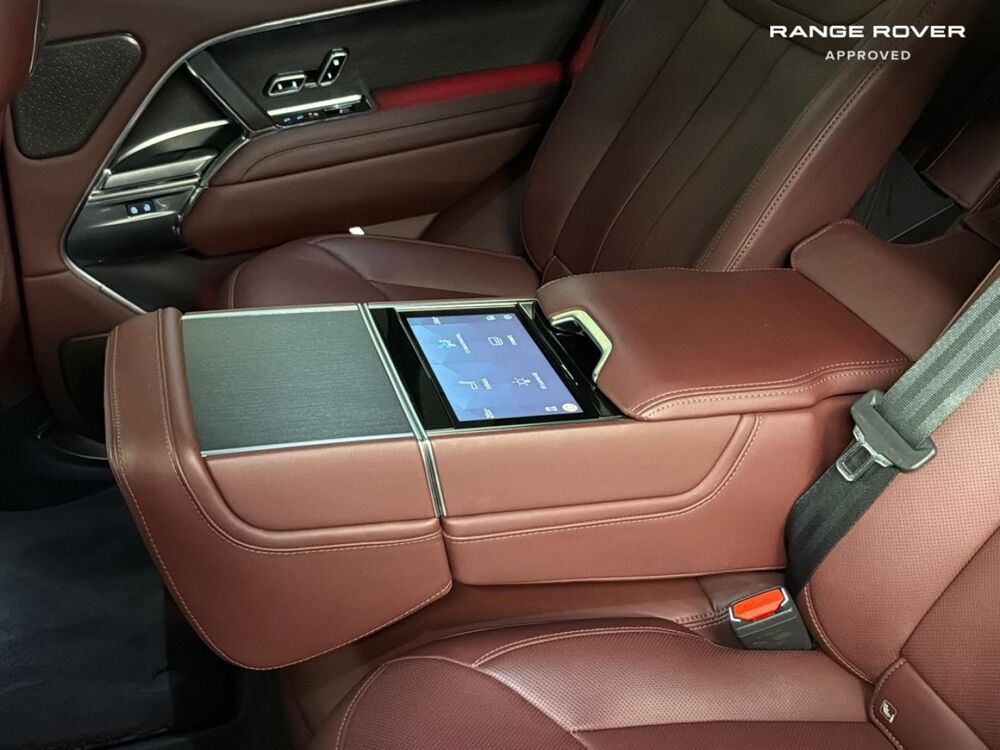 Range Rover 3.0 P550e 550ch PHEV Autobiography SWB 2024 occasion 78560 LE PORT MARLY