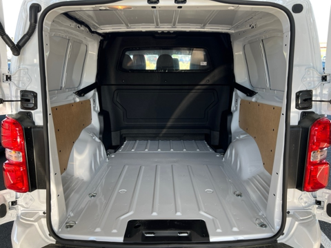 Jumpy M 2.2 DIESEL 180CH CABINE APPROFONDIE FIXE AUTOMATIQUE 2026 occasion 65420 Ibos