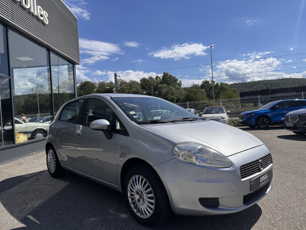 Grande Punto 1.3 MULTIJET 16V 75CH DYNAMIC 5P 2008 occasion 38130 ECHIROLLES