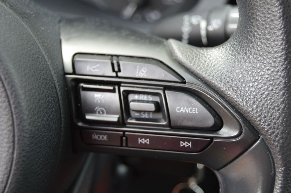 Mazda2 1.5 HYBRID 116CH PURE 2023 occasion 94100 Saint-Maur-des-Foss&eacute;s
