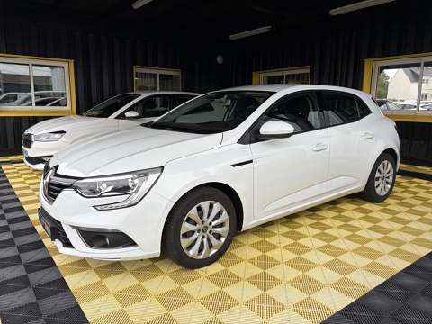 Annonce voiture Renault Megane IV 10890 €