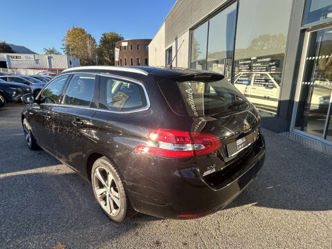 308 SW 1.6 BLUEHDI 120CH ALLURE S&S / DISTRIBUTION NEUVE 2016 occasion 38130 ECHIROLLES