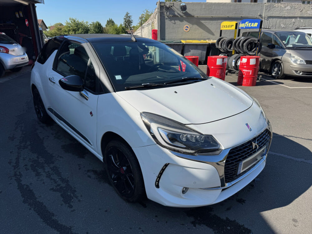 DS3 PURETECH 130CH PERFORMANCE LINE S&S 2017 occasion 93220 Gagny