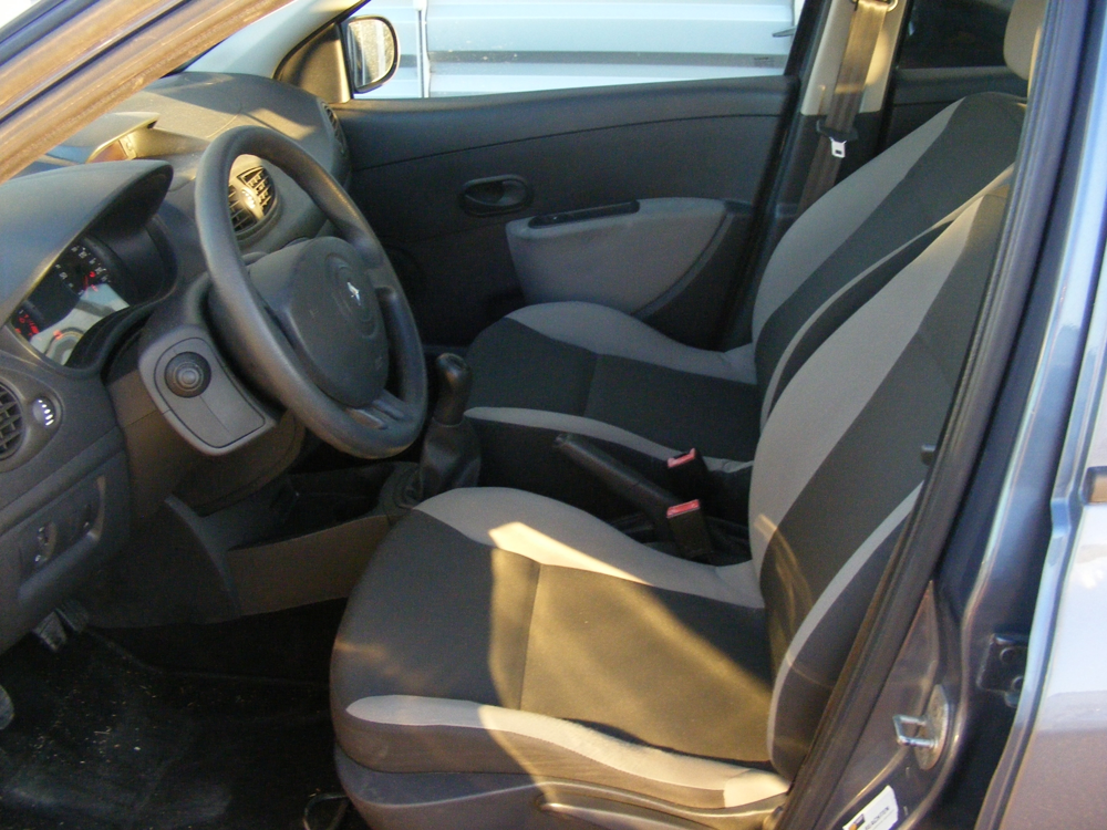 Clio III III 1.2 16V 75CH EXPRESSION 5P 2009 occasion 38150 Salaise-sur-Sanne