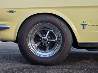 Mustang V8 1966 occasion 70210 Montdor&eacute;