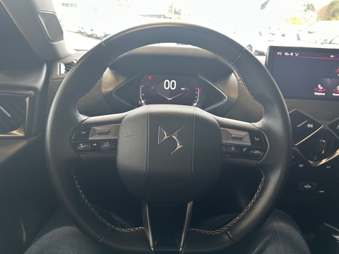 DS3 1.2 PURETECH 100CH PERFORMANCE LINE 2024 occasion 56530 Qu&eacute;ven