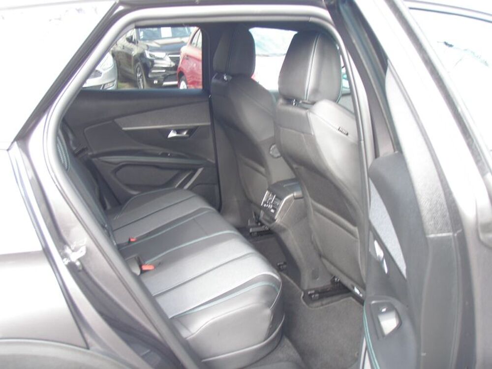 3008 II (2) 1.6 HYBRID 180 ALLURE PACK E-EAT8 2023 occasion 93220 Gagny