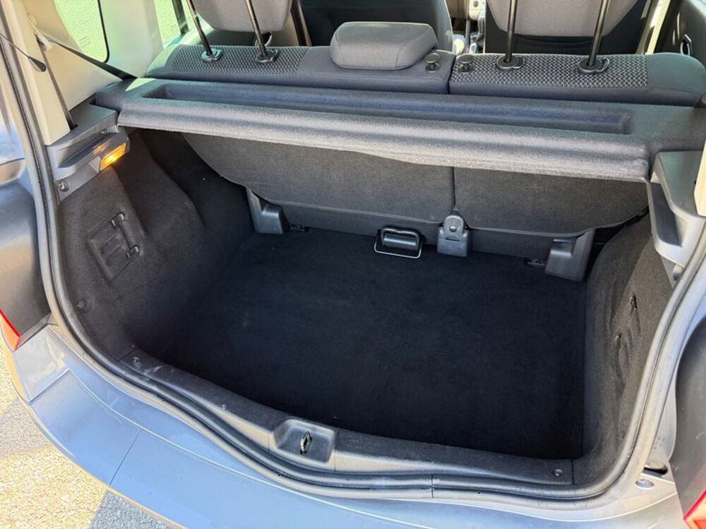 Grand Modus 1.5 DCI 90CH DYNAMIQUE ECO&sup2; / DISTRIBUTION NEUVE 2026 2010 occasion 38130 ECHIROLLES