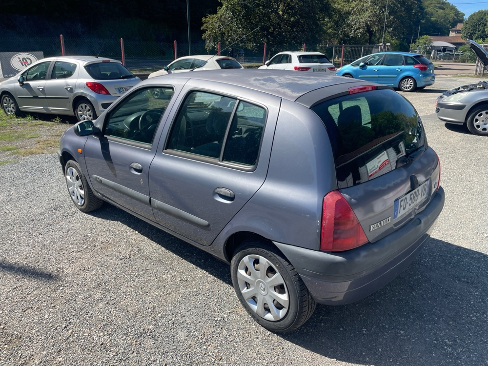 Clio II 1.6E 90CH RXT 5P 1999 occasion 24660 COULOUNIEIX CHAMIERS