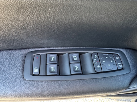 Megane IV 1.6 E-TECH PLUG-IN 160CH INTENS 2021 occasion 16400 Puymoyen