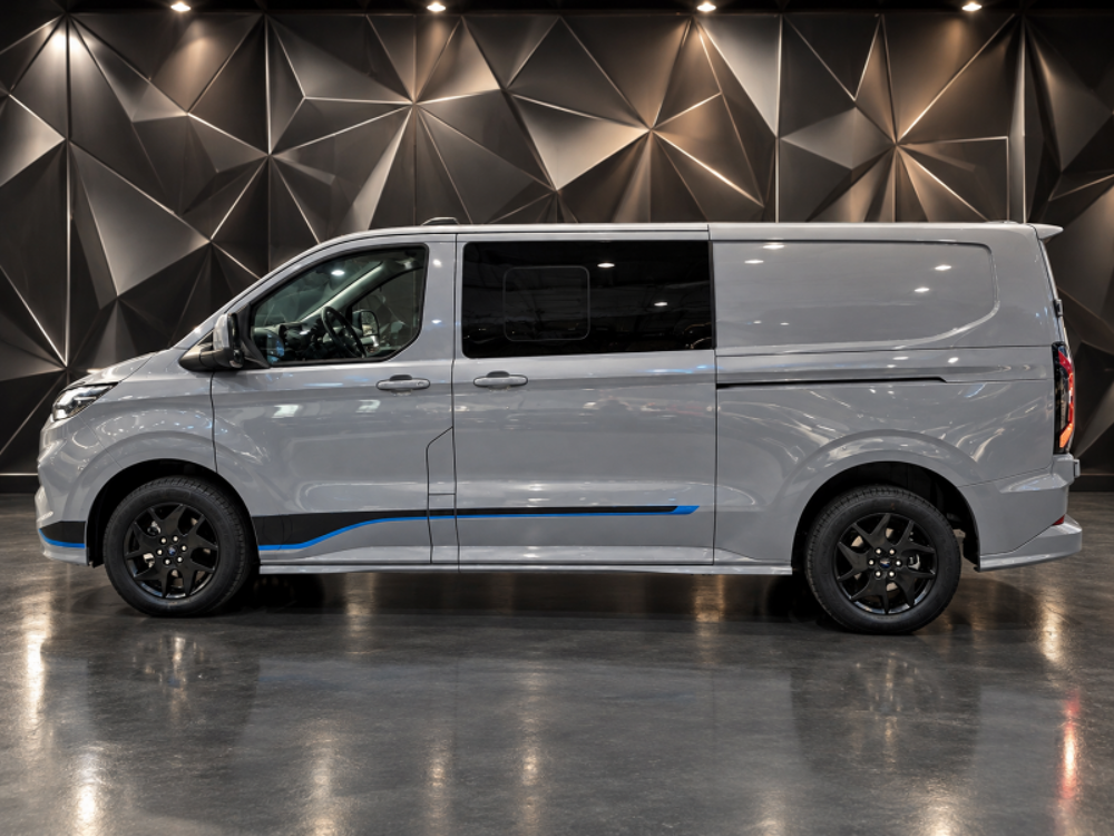 Transit 320 L2H1 2.0 ECOBLUE 170CH CABINE APPROFONDIE SPORT BVA8 2026 occasion 63170 Aubi&egrave;re