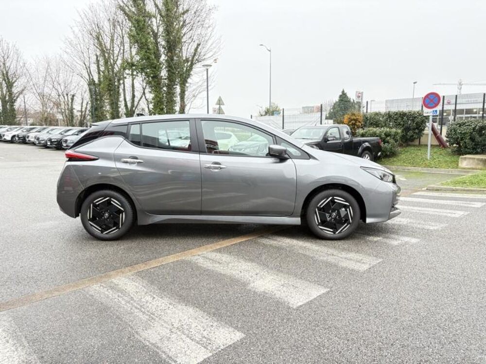 Leaf 150ch 40kWh Acenta 22 2025 occasion 78200 Buchelay