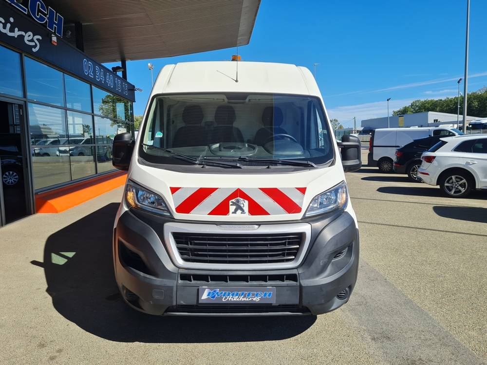 Boxer 335 L2H2 2.2 BLUEHDI S&S 140CH PREMIUM 2020 occasion 28630 Nogent-le-Phaye