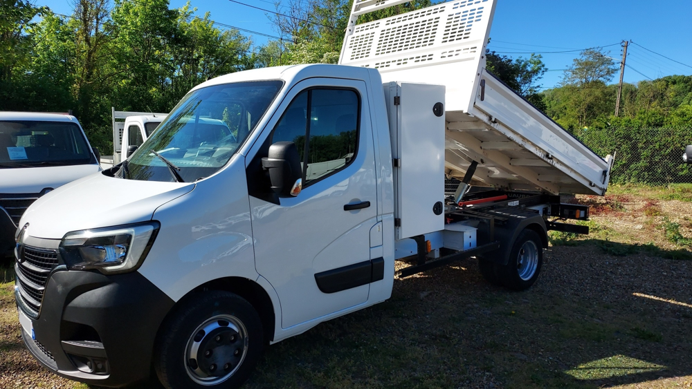 Master RJ3500 L3 COFFRE 2.3 BLUE DCI 145CH +COFFRE 2023 occasion 60600 Clermont