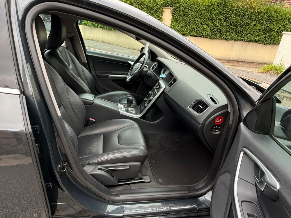 S60 D5 205CH SUMMUM GEARTRONIC 2011 occasion 95480 PIERRELAYE