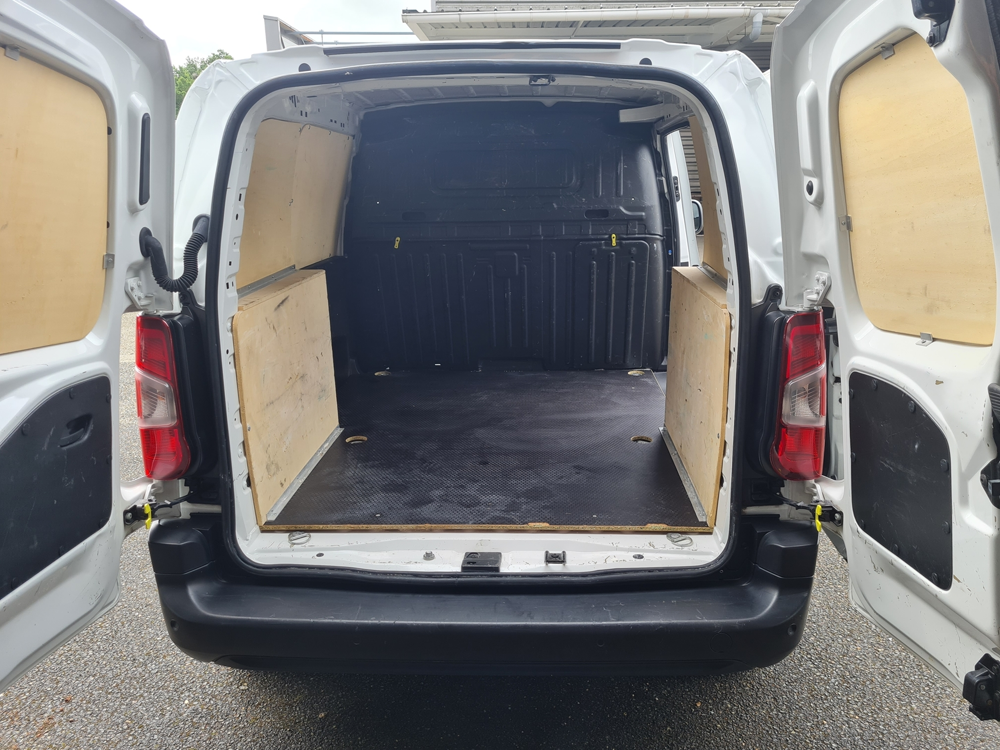 Partner STANDARD 650KG BLUEHDI 100CH S&S PREMIUM 2021 occasion 28630 Nogent-le-Phaye