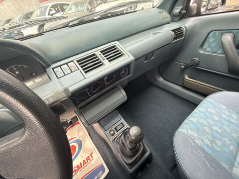 Clio 1.2i 60cv 1993 occasion 31140 Aucamville