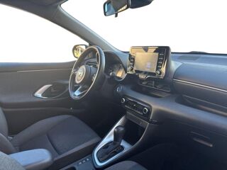 Yaris 116h Dynamic 5p MY22 2023 occasion 13300 Salon-de-Provence