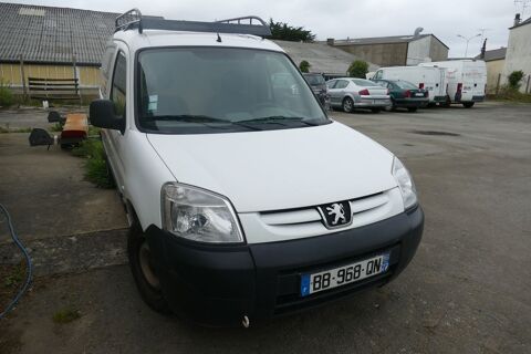 Annonce voiture Peugeot Partner 9000 €