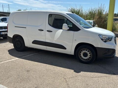 Combo VU L2H1 950kg 1.5 100ch Pack Clim 2021 occasion 13200 Arles