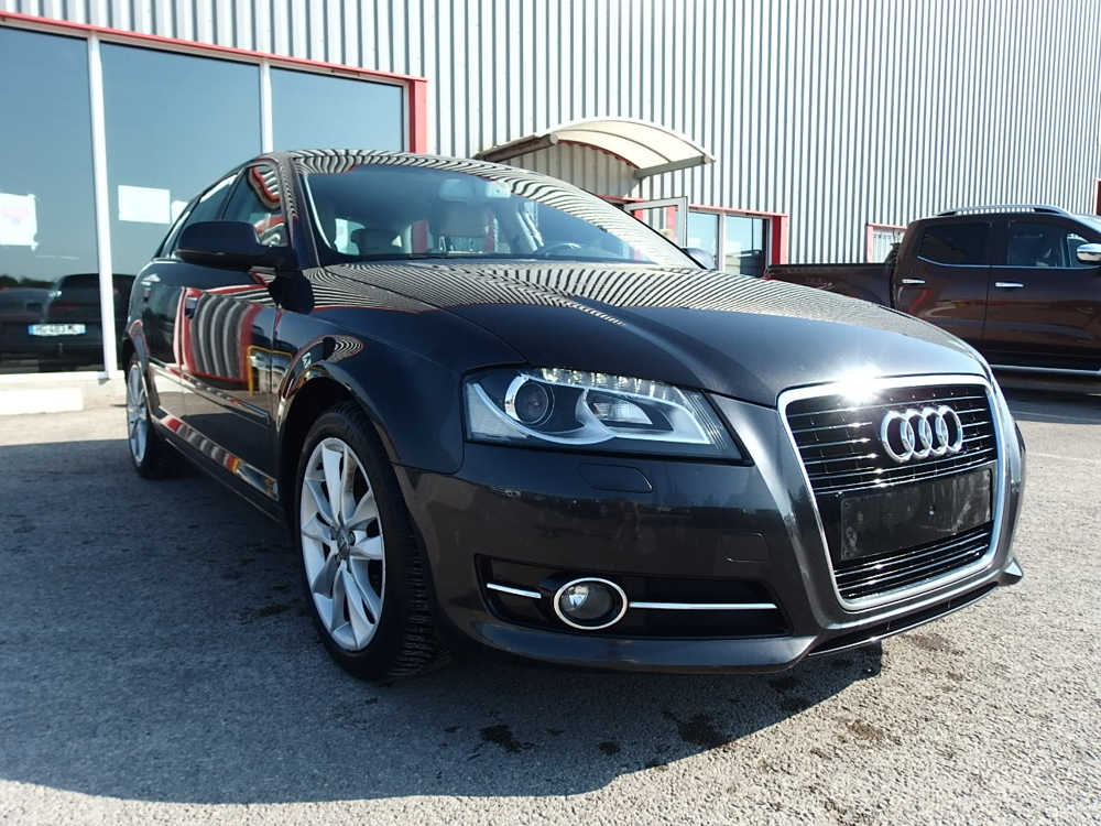A3 2.0 TFSI 200CH AMBITION LUXE 2012 occasion 10600 Savi&egrave;res