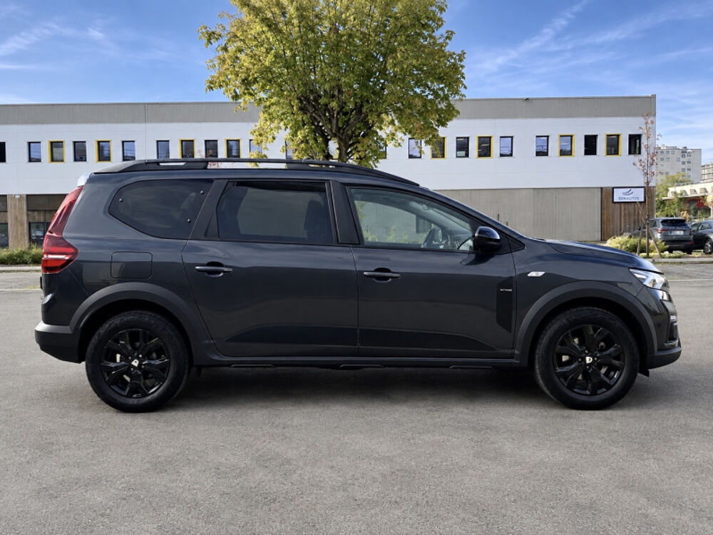 Jogger 1.0 ECO-G 100CH SL EXTREME+ 7 PLACES / 1&Egrave;RE MAIN / CARPLAY / 2023 occasion 94260 Fresnes