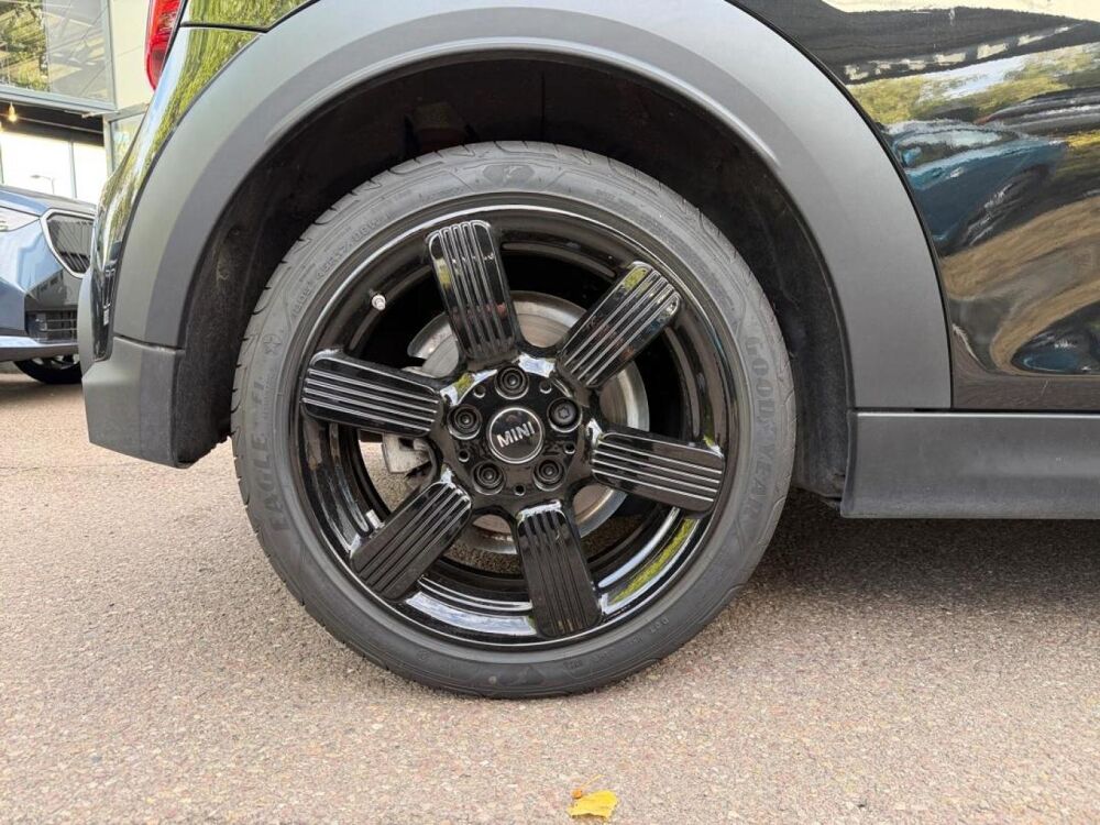 Cooper S 178ch Edition Premium Plus BVA7 2023 occasion 78240 Chambourcy