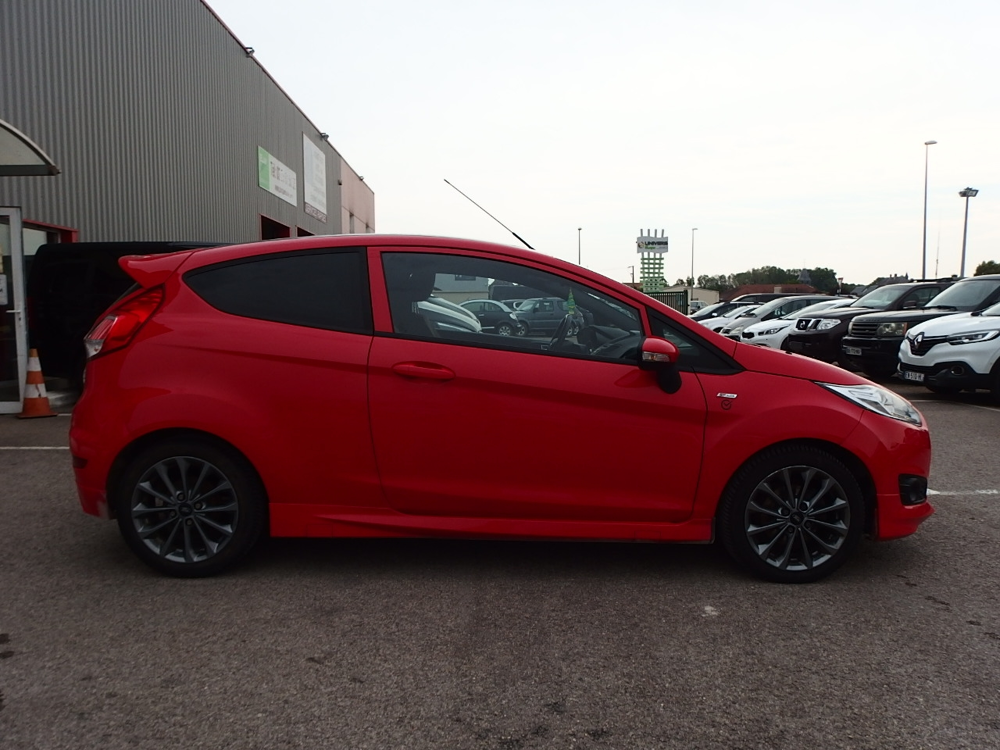 Fiesta 1.0 ECOBOOST 100CH STOP&START ST LINE 3P 2016 occasion 10600 Savi&egrave;res
