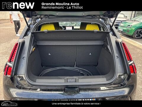 R5 E-Tech Electrique 150ch Iconic Cinq autonomie confort 2024 occasion 88160 Le Thillot