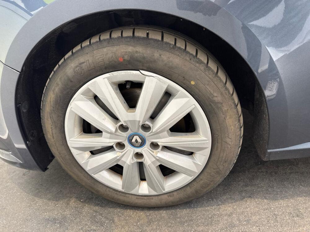 Megane IV 1.6 E-TECH PLUG-IN 160CH BUSINESS -21N 2021 occasion 28630 Nogent-le-Phaye