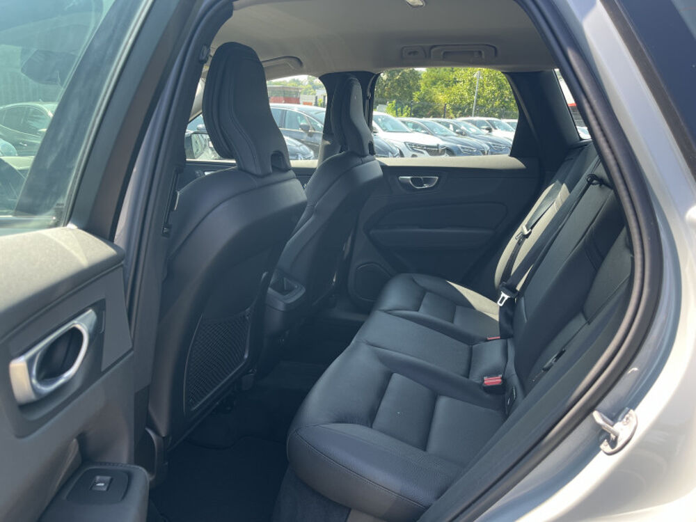 XC60 B4 197CH PLUS STYLE DARK GEARTRONIC 2023 occasion 95310 Saint-Ouen-l'Aum&ocirc;ne