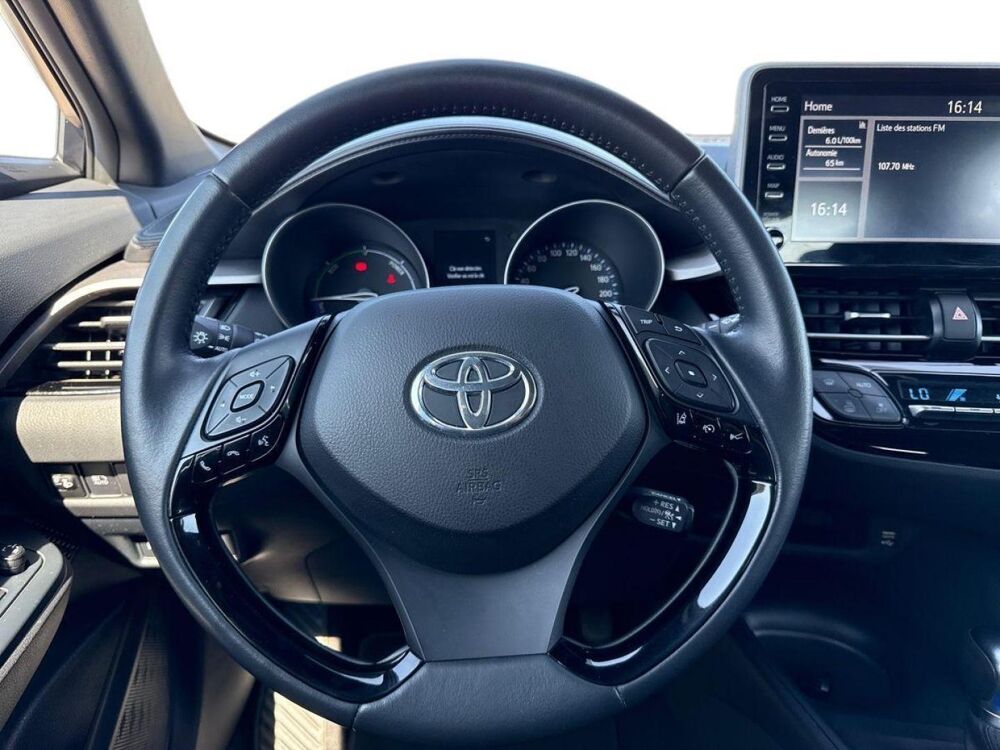 C-HR 1.8 Hybride 122ch Dynamic Ultimate E-CVT 2023 occasion 84120 Pertuis