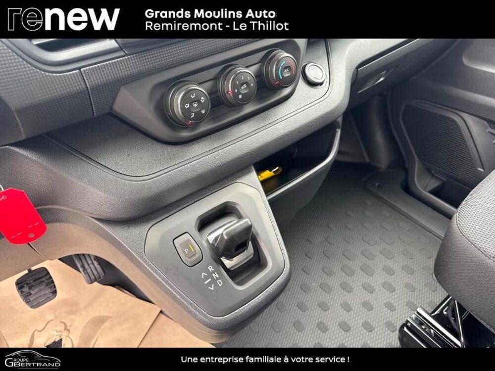 Trafic combi 2.0 Blue dCi 150ch Evolution auto -25 2026 occasion 88160 Le Thillot